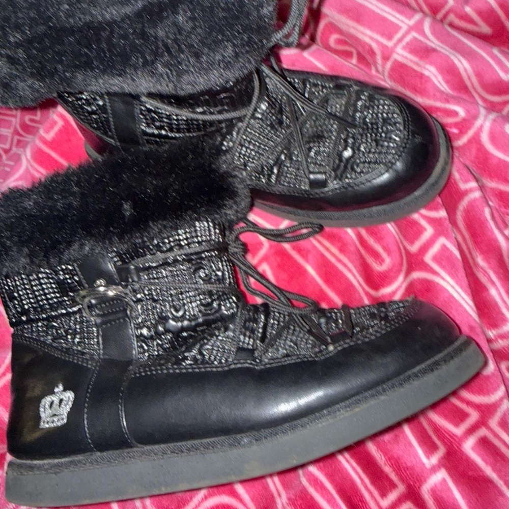 Juicy couture Black Fur-Lined Beaded Winter Boots